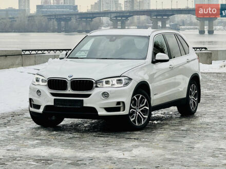 БМВ Х5 2016 в Киеве на Automoto.ua Белый БМВ Х5, объемом двигателя 3 л и пробегом 97 тыс. км за 37000 $, фото 1 на Automoto.ua