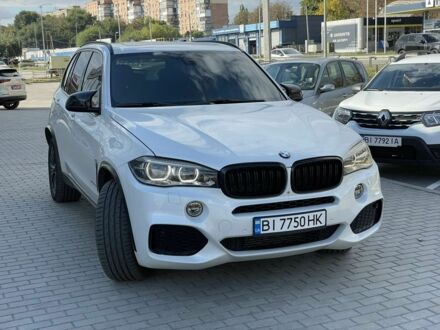 Белый БМВ Х5, объемом двигателя 2 л и пробегом 155 тыс. км за 28106 $, фото 1 на Automoto.ua