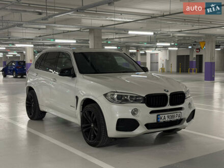 Белый БМВ Х5, объемом двигателя 3 л и пробегом 145 тыс. км за 27000 $, фото 1 на Automoto.ua