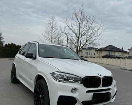 Белый БМВ Х5, объемом двигателя 4.4 л и пробегом 108 тыс. км за 24000 $, фото 1 на Automoto.ua
