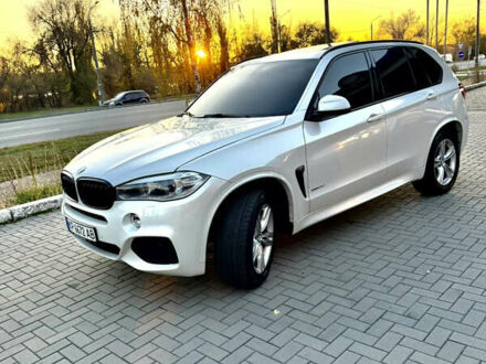 Белый БМВ Х5, объемом двигателя 2.98 л и пробегом 205 тыс. км за 27000 $, фото 1 на Automoto.ua