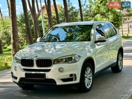 Білий БМВ Х5, об'ємом двигуна 2 л та пробігом 178 тис. км за 21999 $, фото 1 на Automoto.ua