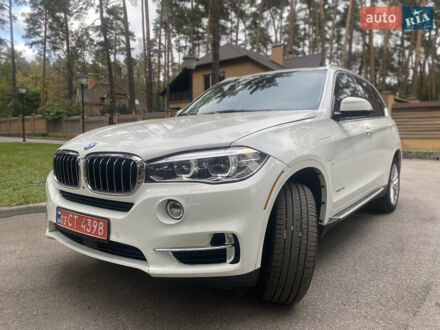 Білий БМВ Х5, об'ємом двигуна 2 л та пробігом 119 тис. км за 28900 $, фото 1 на Automoto.ua