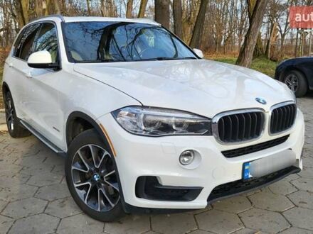 Белый БМВ Х5, объемом двигателя 3 л и пробегом 176 тыс. км за 26000 $, фото 1 на Automoto.ua