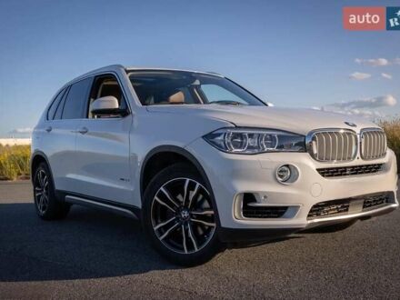 Белый БМВ Х5, объемом двигателя 2.98 л и пробегом 120 тыс. км за 30500 $, фото 1 на Automoto.ua
