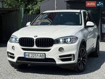 Белый БМВ Х5, объемом двигателя 2 л и пробегом 280 тыс. км за 22000 $, фото 1 на Automoto.ua