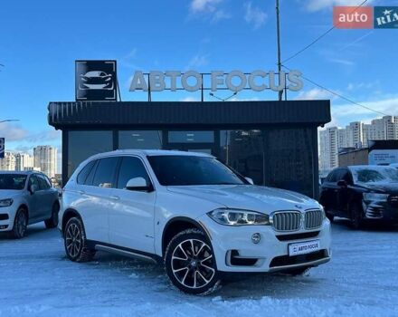 Белый БМВ Х5, объемом двигателя 2 л и пробегом 219 тыс. км за 23990 $, фото 1 на Automoto.ua