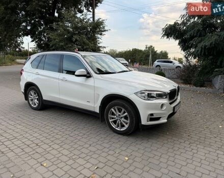 Белый БМВ Х5, объемом двигателя 2 л и пробегом 131 тыс. км за 27500 $, фото 1 на Automoto.ua