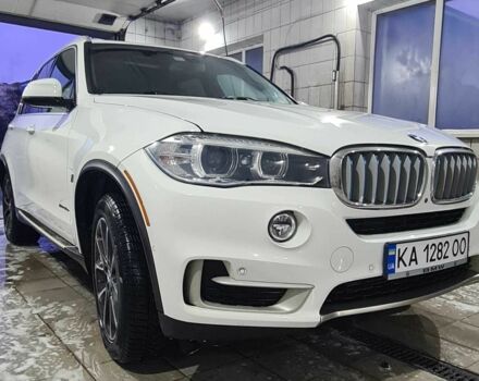 Белый БМВ Х5, объемом двигателя 2 л и пробегом 158 тыс. км за 35500 $, фото 1 на Automoto.ua