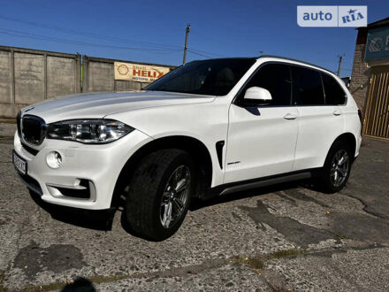 БМВ Х5 2017 у Кременчуге на Automoto.ua Білий БМВ Х5, об'ємом двигуна 2.98 л та пробігом 140 тис. км за 39000 $, фото 1 на Automoto.ua