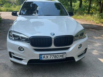 Білий БМВ Х5, об'ємом двигуна 2 л та пробігом 125 тис. км за 30000 $, фото 1 на Automoto.ua