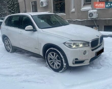 Белый БМВ Х5, объемом двигателя 2 л и пробегом 158 тыс. км за 27999 $, фото 1 на Automoto.ua