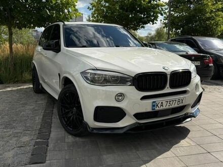 Белый БМВ Х5, объемом двигателя 2.99 л и пробегом 160 тыс. км за 41900 $, фото 1 на Automoto.ua