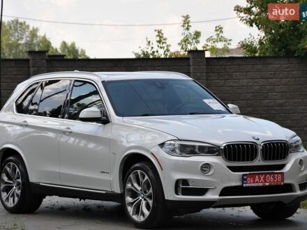 Белый БМВ Х5, объемом двигателя 3 л и пробегом 171 тыс. км за 18000 $, фото 1 на Automoto.ua