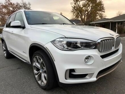 Белый БМВ Х5, объемом двигателя 3 л и пробегом 68 тыс. км за 12800 $, фото 1 на Automoto.ua