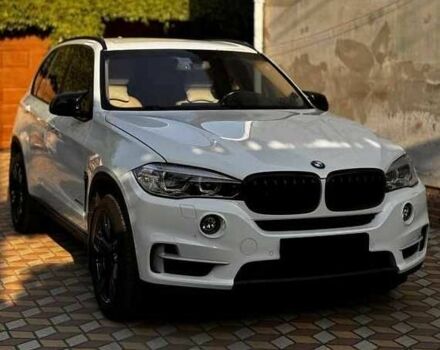 Білий БМВ Х5, об'ємом двигуна 2 л та пробігом 120 тис. км за 22000 $, фото 1 на Automoto.ua