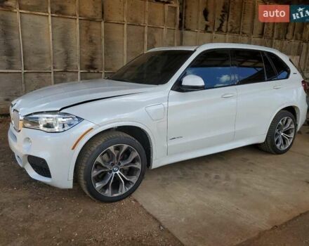 Белый БМВ Х5, объемом двигателя 2 л и пробегом 96 тыс. км за 8500 $, фото 1 на Automoto.ua