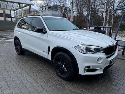Белый БМВ Х5, объемом двигателя 2 л и пробегом 134 тыс. км за 25500 $, фото 1 на Automoto.ua