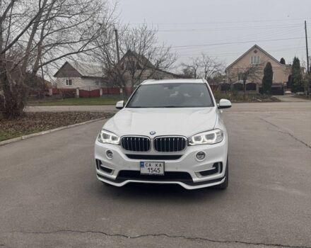 Белый БМВ Х5, объемом двигателя 3 л и пробегом 137 тыс. км за 30000 $, фото 1 на Automoto.ua