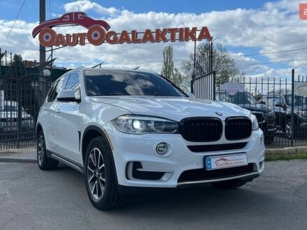 Белый БМВ Х5, объемом двигателя 2.98 л и пробегом 227 тыс. км за 21999 $, фото 1 на Automoto.ua