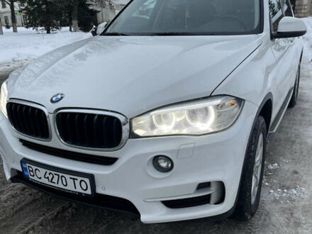 Білий БМВ Х5, об'ємом двигуна 2 л та пробігом 212 тис. км за 29900 $, фото 1 на Automoto.ua