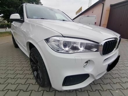 Білий БМВ Х5, об'ємом двигуна 2 л та пробігом 80 тис. км за 18000 $, фото 1 на Automoto.ua