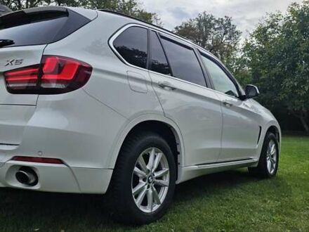 БМВ Х5 2018 в Житомире на Automoto.ua Белый БМВ Х5, объемом двигателя 2 л и пробегом 265 тыс. км за 25000 $, фото 1 на Automoto.ua