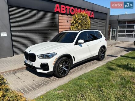 Белый БМВ Х5, объемом двигателя 3 л и пробегом 178 тыс. км за 43000 $, фото 1 на Automoto.ua
