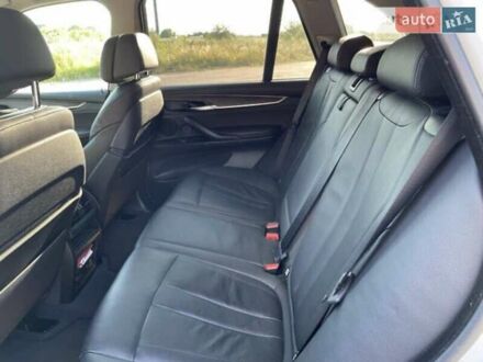 Белый БМВ Х5, объемом двигателя 2 л и пробегом 146 тыс. км за 29999 $, фото 1 на Automoto.ua