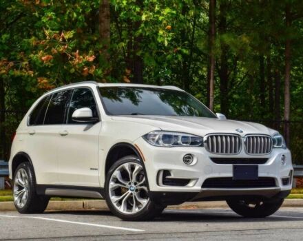 Белый БМВ Х5, объемом двигателя 3 л и пробегом 39 тыс. км за 20000 $, фото 1 на Automoto.ua