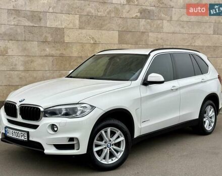 Белый БМВ Х5, объемом двигателя 2 л и пробегом 132 тыс. км за 31800 $, фото 1 на Automoto.ua