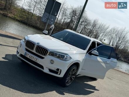 Белый БМВ Х5, объемом двигателя 2.98 л и пробегом 117 тыс. км за 27000 $, фото 1 на Automoto.ua