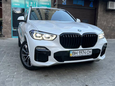 БМВ Х5 2019 в Одессе на Automoto.ua Белый БМВ Х5, объемом двигателя 2.99 л и пробегом 45 тыс. км за 80000 $, фото 1 на Automoto.ua
