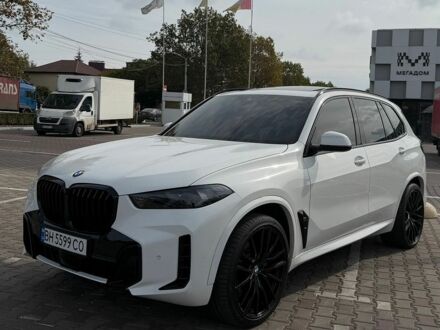 Белый БМВ Х5, объемом двигателя 3 л и пробегом 153 тыс. км за 41700 $, фото 1 на Automoto.ua
