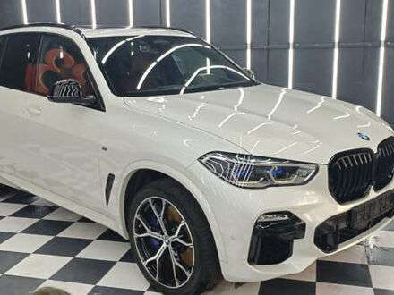 Белый БМВ Х5, объемом двигателя 2.99 л и пробегом 164 тыс. км за 75000 $, фото 1 на Automoto.ua