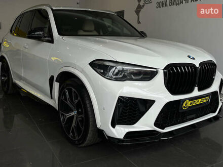 Белый БМВ Х5, объемом двигателя 3 л и пробегом 144 тыс. км за 46500 $, фото 1 на Automoto.ua