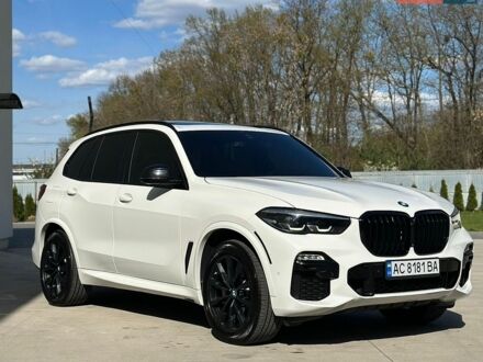 Белый БМВ Х5, объемом двигателя 3 л и пробегом 198 тыс. км за 38900 $, фото 1 на Automoto.ua