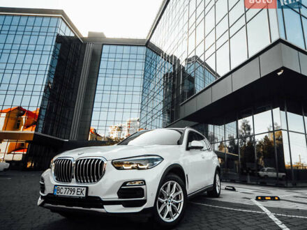 Білий БМВ Х5, об'ємом двигуна 2 л та пробігом 79 тис. км за 49000 $, фото 1 на Automoto.ua