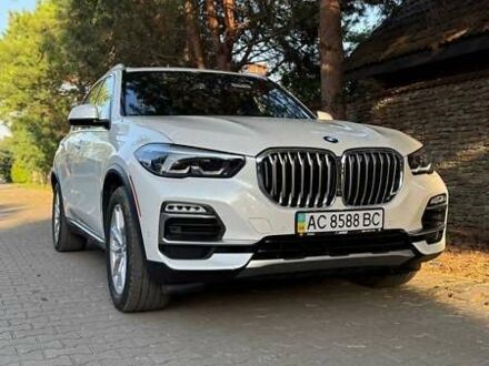 БМВ Х5 2020 в Луцке на Automoto.ua Белый БМВ Х5, объемом двигателя 3 л и пробегом 56 тыс. км за 42000 $, фото 1 на Automoto.ua