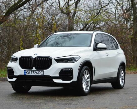 Белый БМВ Х5, объемом двигателя 3 л и пробегом 117 тыс. км за 56000 $, фото 1 на Automoto.ua