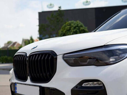 Белый БМВ Х5, объемом двигателя 2.99 л и пробегом 70 тыс. км за 65000 $, фото 1 на Automoto.ua