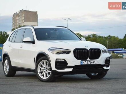 БМВ Х5 2020 в Киеве на Automoto.ua Белый БМВ Х5, объемом двигателя 3 л и пробегом 117 тыс. км за 58000 $, фото 1 на Automoto.ua