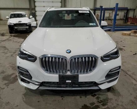 Белый БМВ Х5, объемом двигателя 3 л и пробегом 27 тыс. км за 40900 $, фото 1 на Automoto.ua