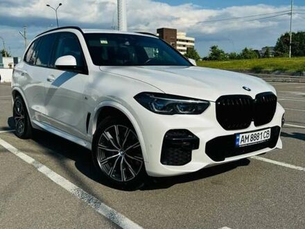 БМВ Х5 2021 в Киеве на Automoto.ua Белый БМВ Х5, объемом двигателя 3 л и пробегом 84 тыс. км за 74900 $, фото 1 на Automoto.ua