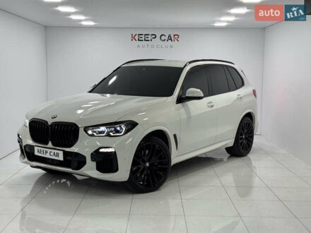 БМВ Х5 2021 в Одессе на Automoto.ua Белый БМВ Х5, объемом двигателя 2.99 л и пробегом 99 тыс. км за 69000 $, фото 1 на Automoto.ua