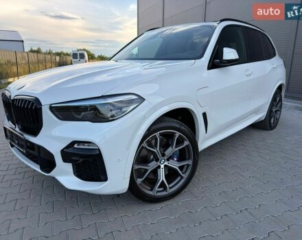 Белый БМВ Х5, объемом двигателя 3 л и пробегом 109 тыс. км за 62500 $, фото 1 на Automoto.ua