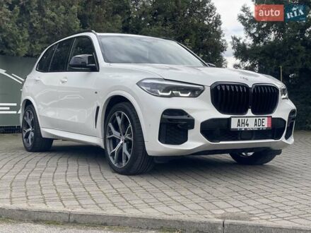 Белый БМВ Х5, объемом двигателя 3 л и пробегом 95 тыс. км за 73000 $, фото 1 на Automoto.ua