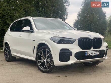 БМВ Х5 2022 в Дрогобыче на Automoto.ua Белый БМВ Х5, объемом двигателя 3 л и пробегом 34 тыс. км за 78900 $, фото 1 на Automoto.ua