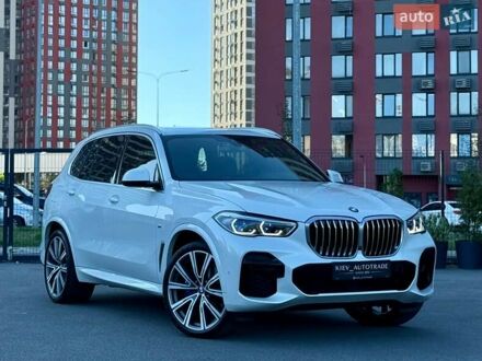 Белый БМВ Х5, объемом двигателя 3 л и пробегом 90 тыс. км за 69000 $, фото 1 на Automoto.ua