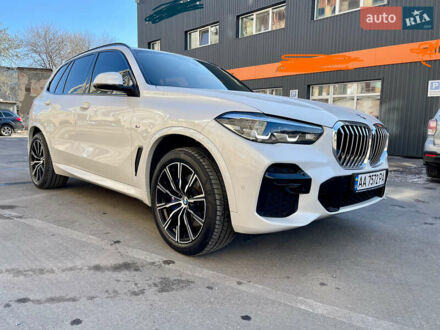 БМВ Х5 2022 в Харькове на Automoto.ua Белый БМВ Х5, объемом двигателя 2.99 л и пробегом 40 тыс. км за 72500 $, фото 1 на Automoto.ua